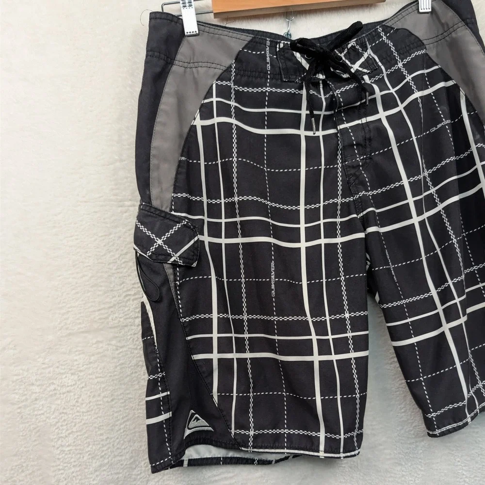 Quiksilver tagged 34